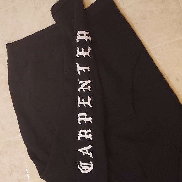 Sabrina carpenter singular hoodie - Picture 5 of 8